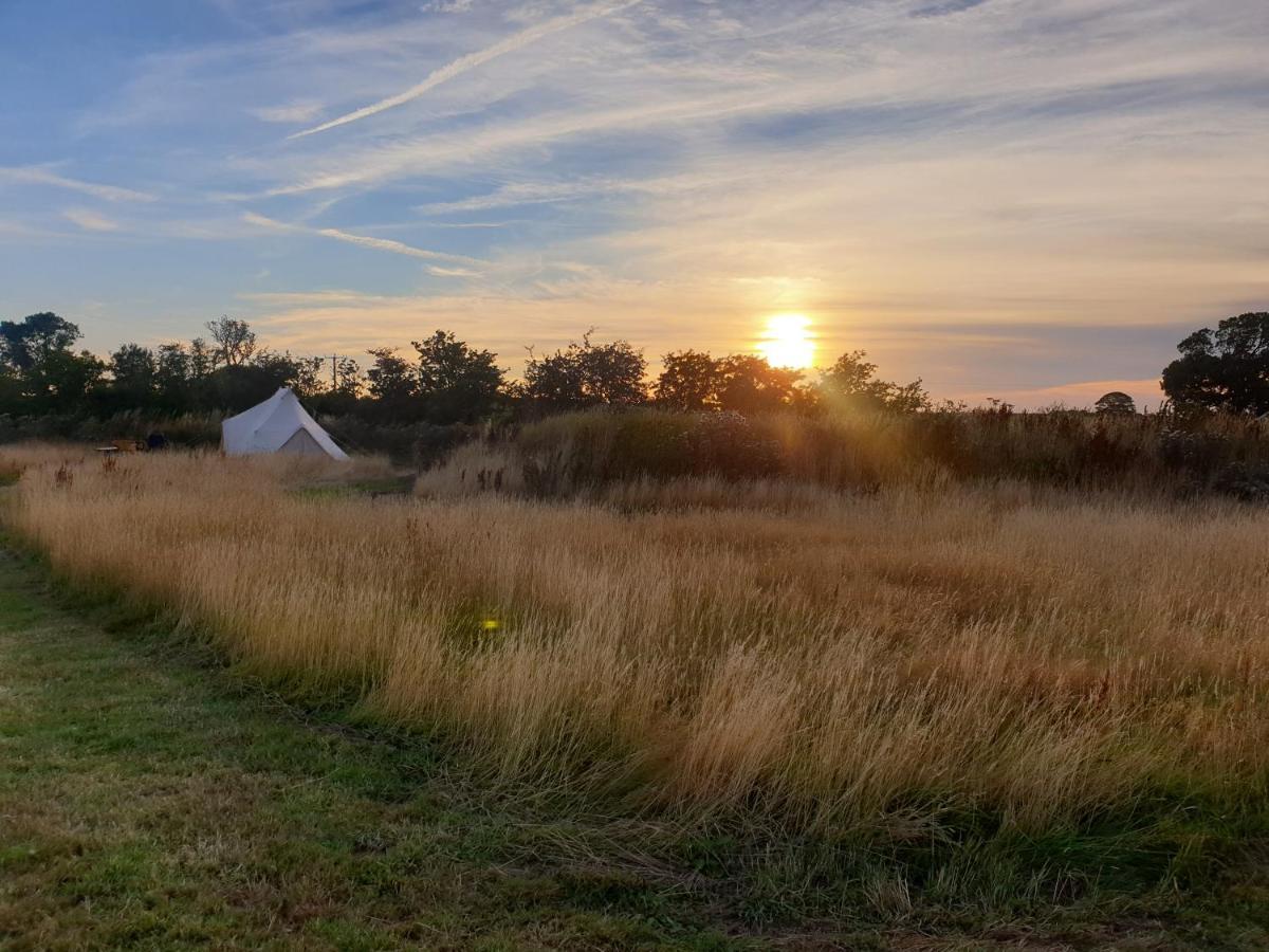 ソルトバーン・バイ・ザ・シー 5M Xl Bell Tent With Log Burner Near Whitbyヴィラ エクステリア 写真